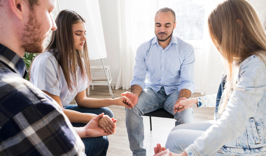 Group Therapy: How is it beneficial?
