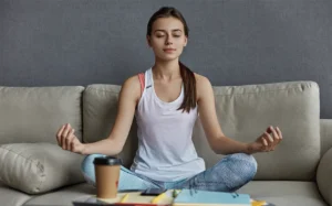 Mindfulness Helps Reduce Cravings & Stress